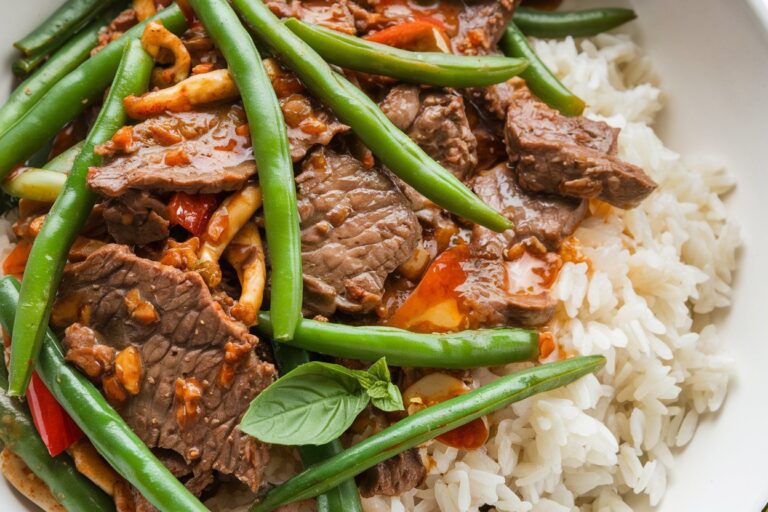 Spicy Coconut Beef & Green Bean Stir-Fry: A Flavorful Thai-Inspired Weeknight Dinner